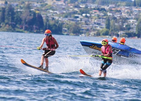 New Zealand Water Ski Racing .